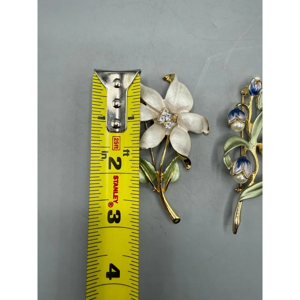 Set of 2 Floral Enamel Brooches Gold Tone Faux Pearl Rhinestone Flower Pins